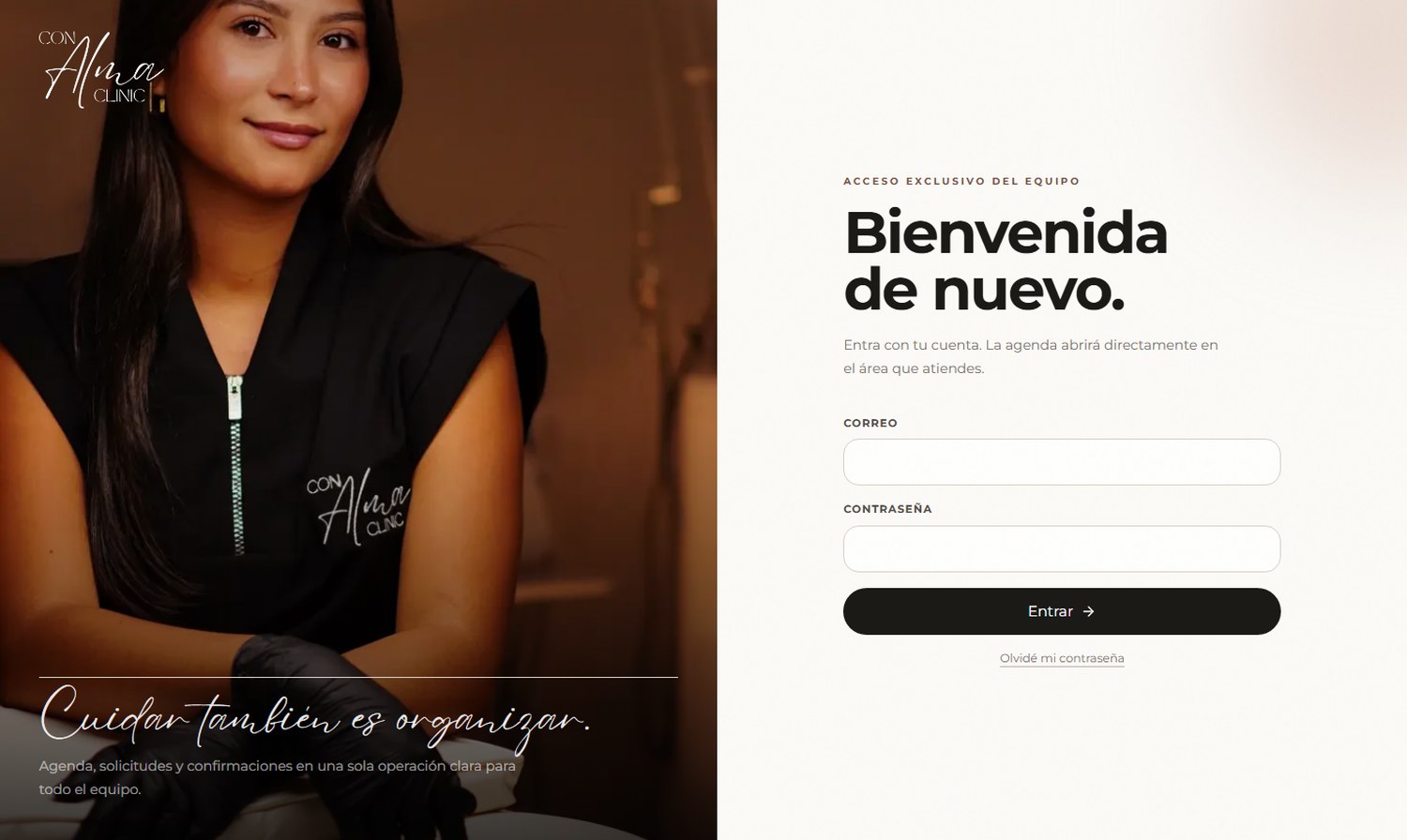 Acceso al panel de gestión de una clínica